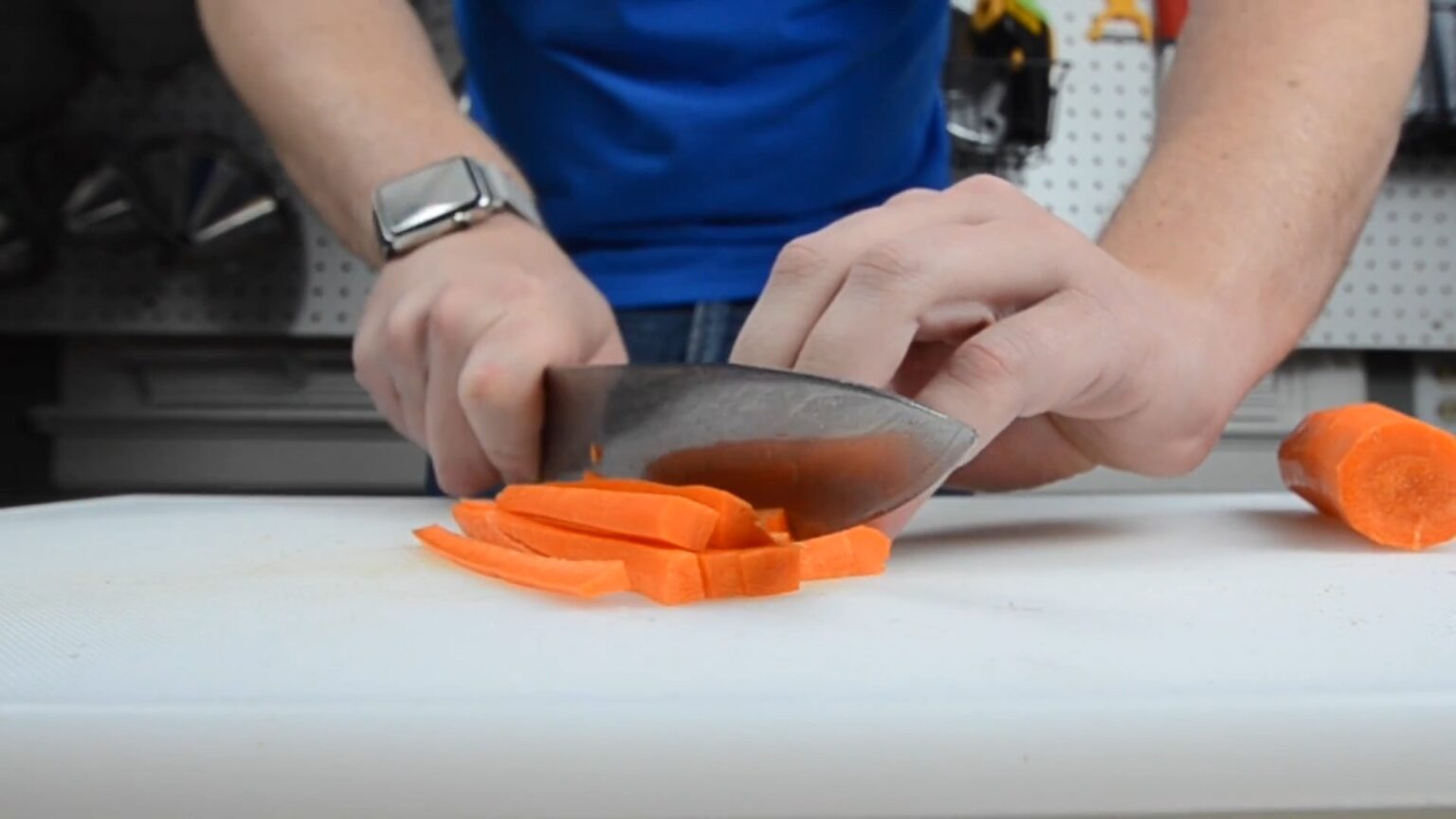 Can Dogs Eat Carrots? The Canine's Ultimate Snack or Worst Nightmare?